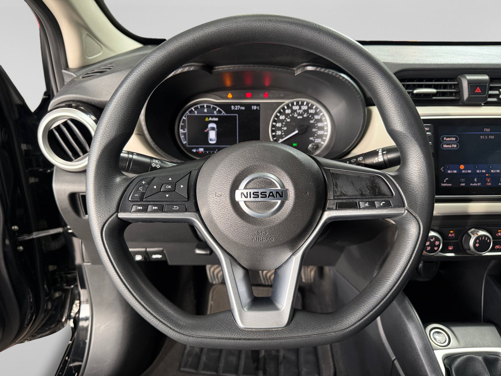 2020 Nissan VERSA ADVANCE MT