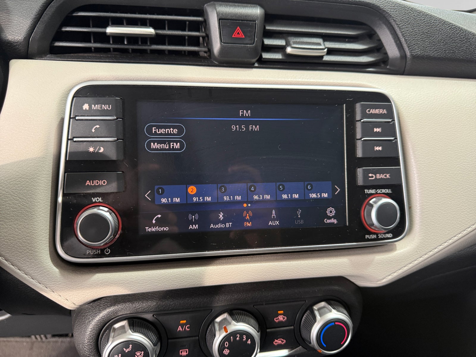 2020 Nissan VERSA ADVANCE MT