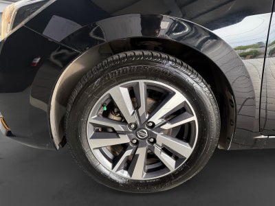 2020 Nissan VERSA ADVANCE MT
