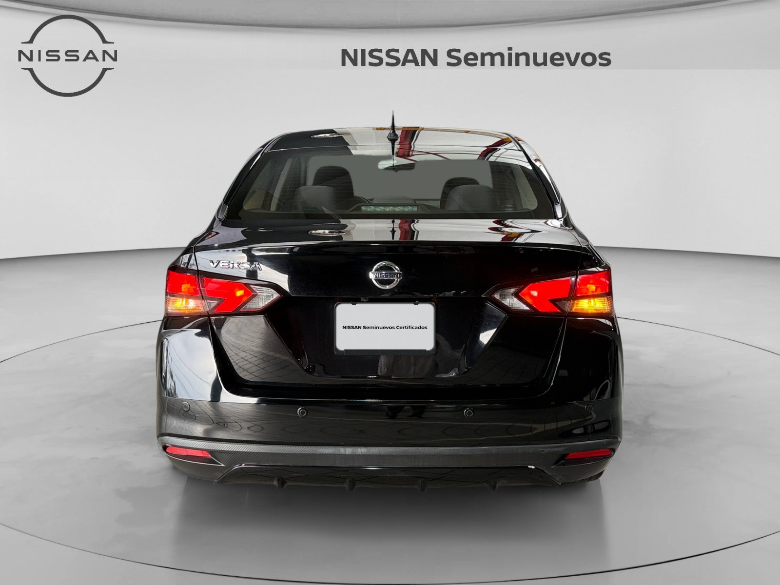 2020 Nissan VERSA ADVANCE MT