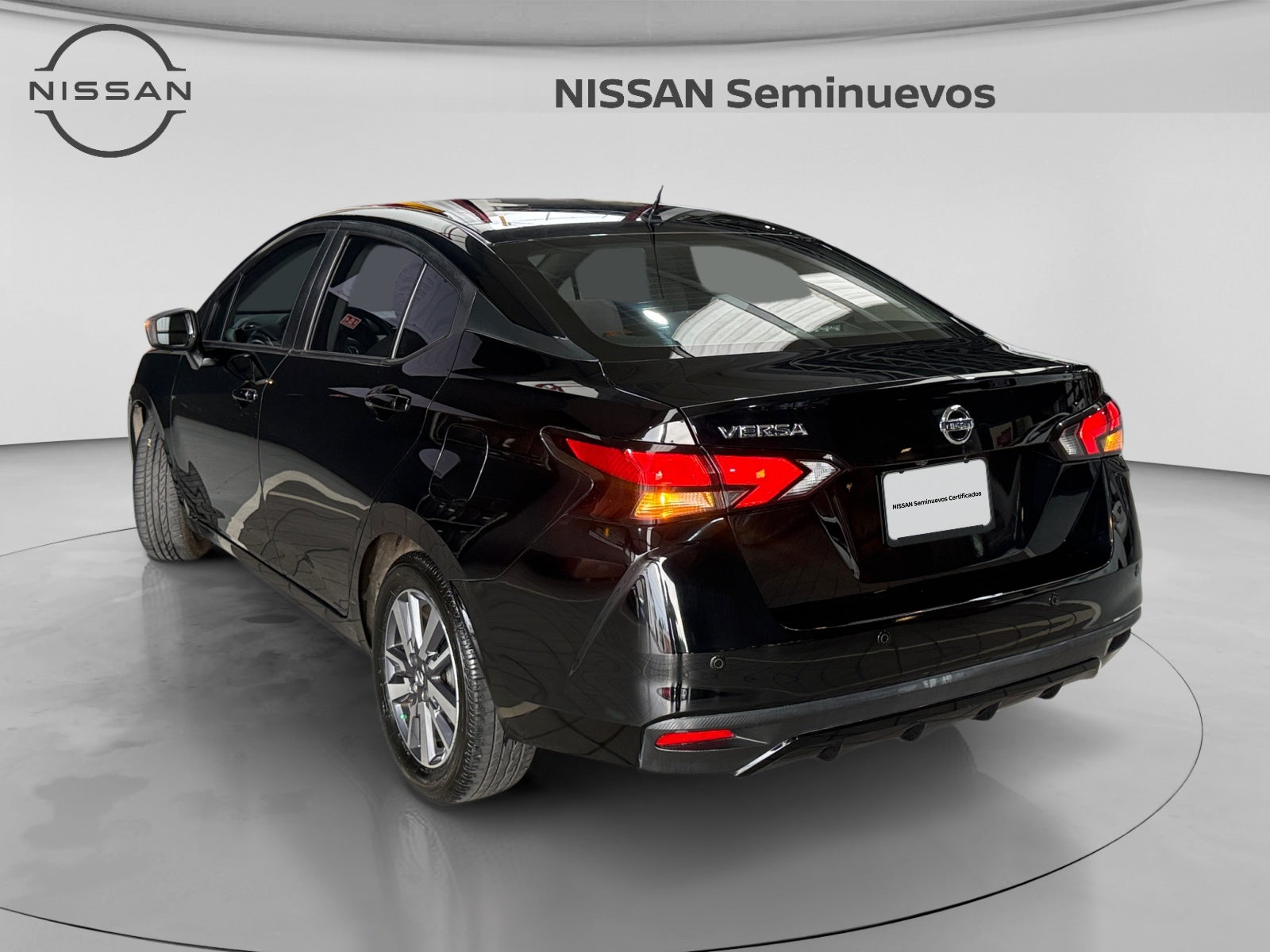 2020 Nissan VERSA ADVANCE MT