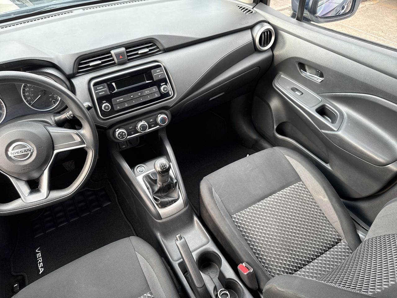 2020 Nissan VERSA SENSE MT