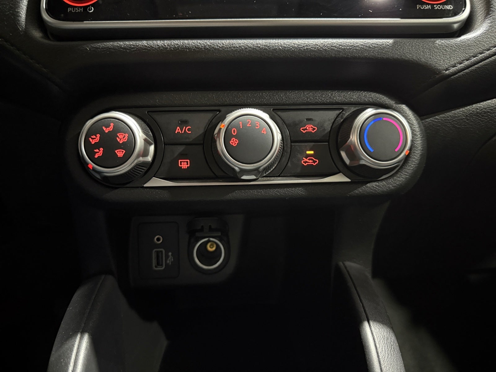 2023 Nissan VERSA SENSE MT 23