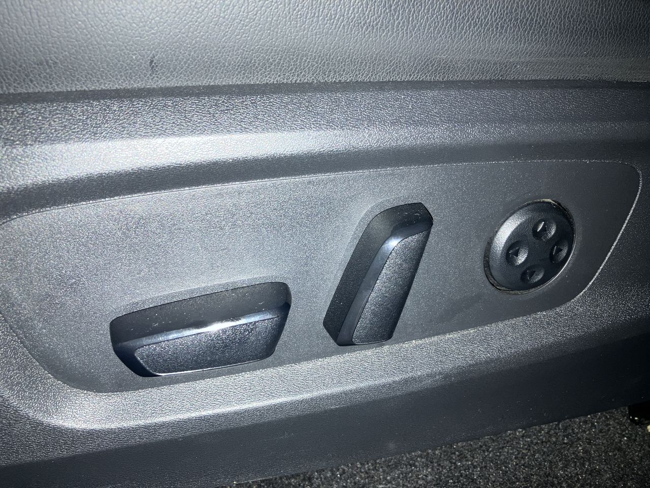 2023 Nissan PATHFINDER ADVANCE 2WD 23