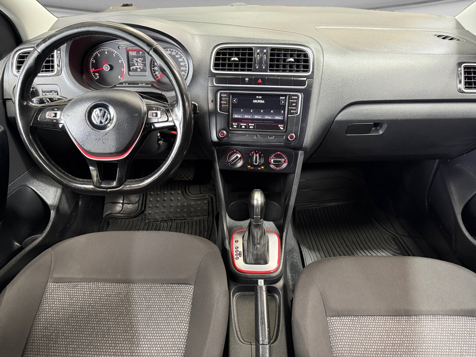 2021 Volkswagen POLO EDICION ESPECIAL TIPTRONIC