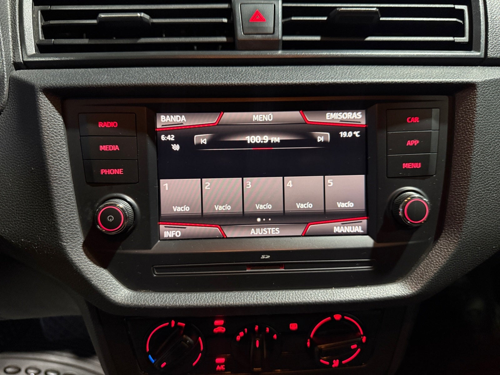 2020 SEAT IBIZA REFERENCE TIPTRONIC