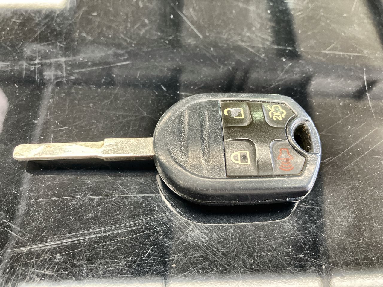 2017 Ford FIESTA SE AT 4 PTAS