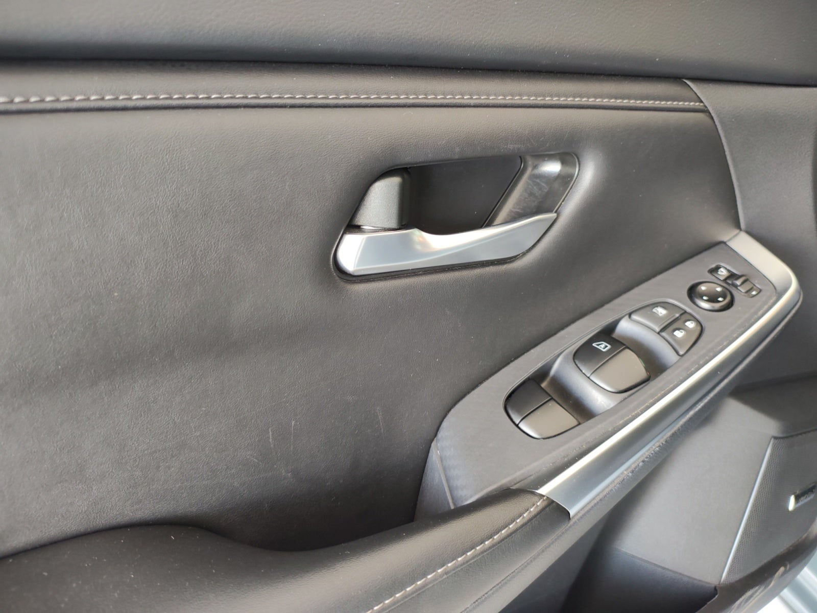 2024 Nissan SENTRA SR PLATINUM BITONO CVT 24