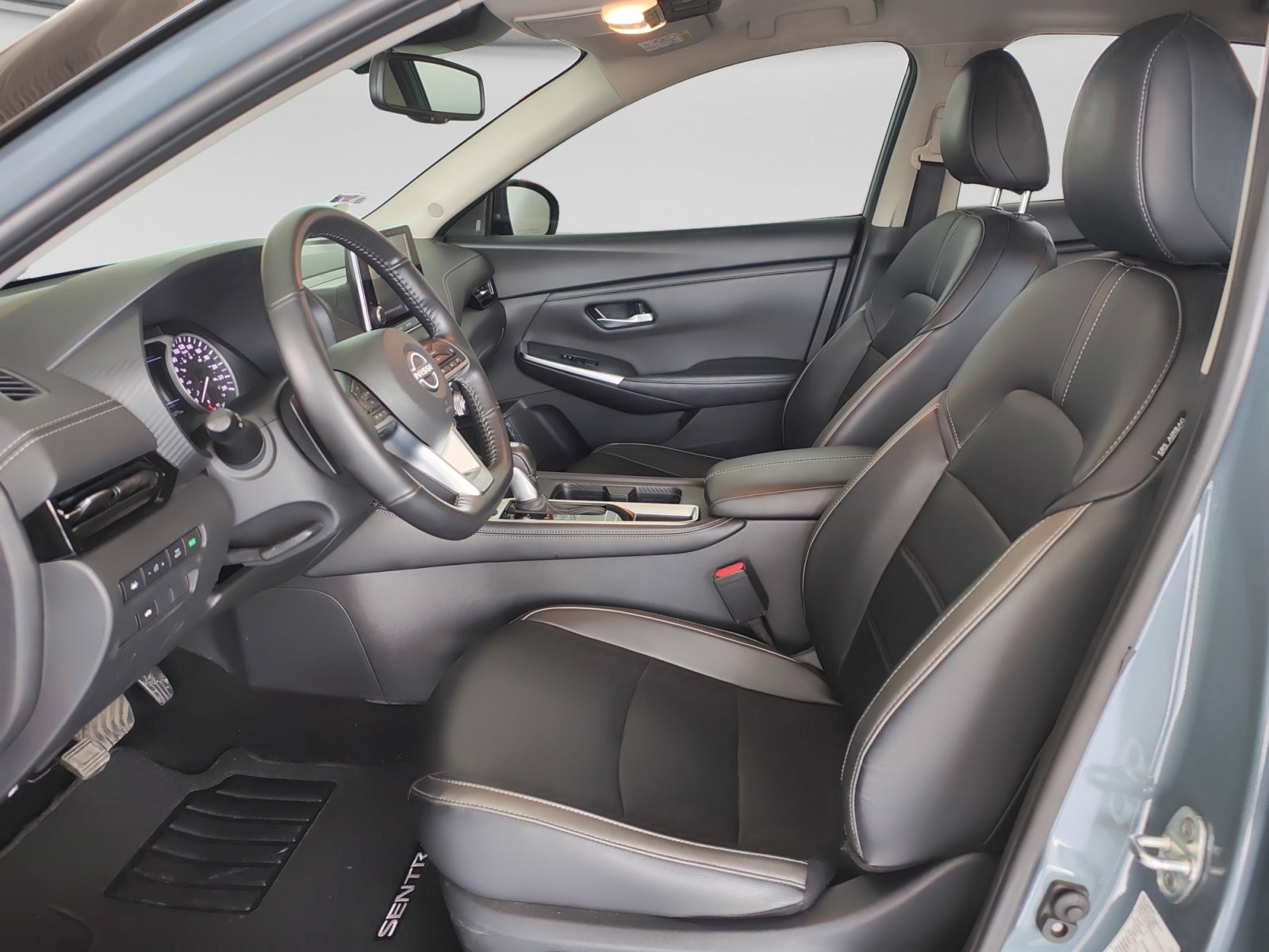 2024 Nissan SENTRA SR PLATINUM BITONO CVT 24