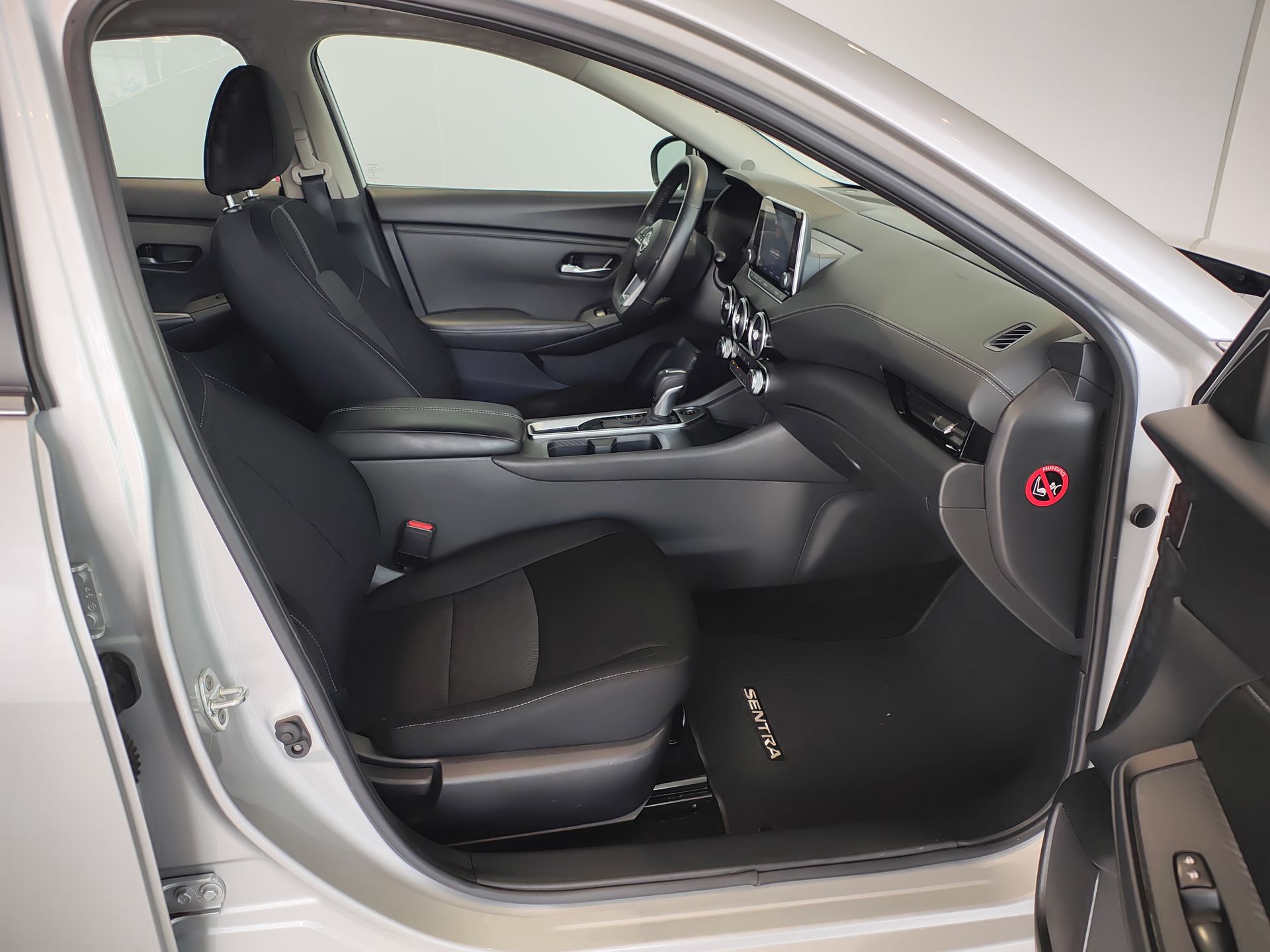 2024 Nissan SENTRA ADVANCE CVT 24