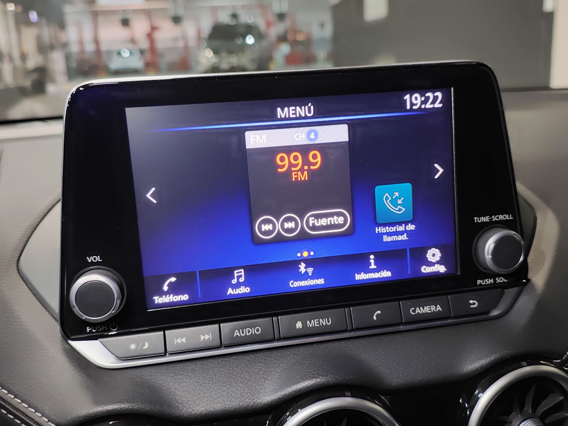 2025 Nissan SENTRA ADVANCE CVT 25