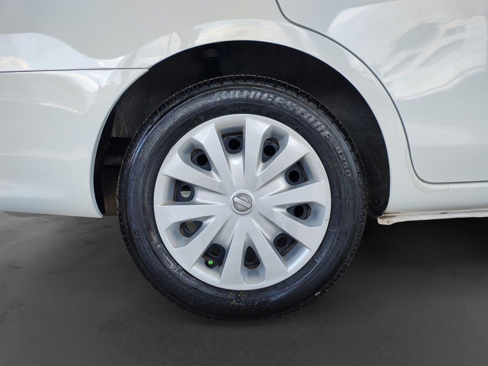 2019 Nissan VERSA MT AC 1.6L