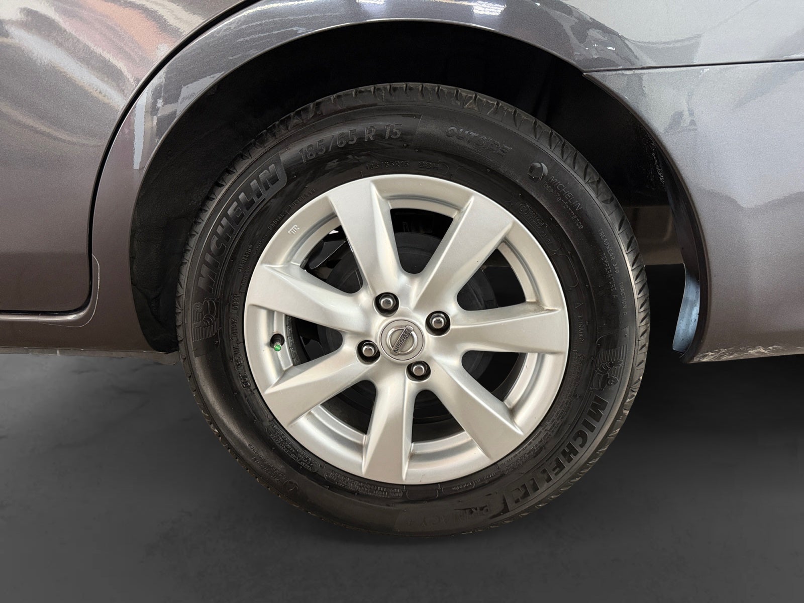 2019 Nissan VERSA SENSE AT AC