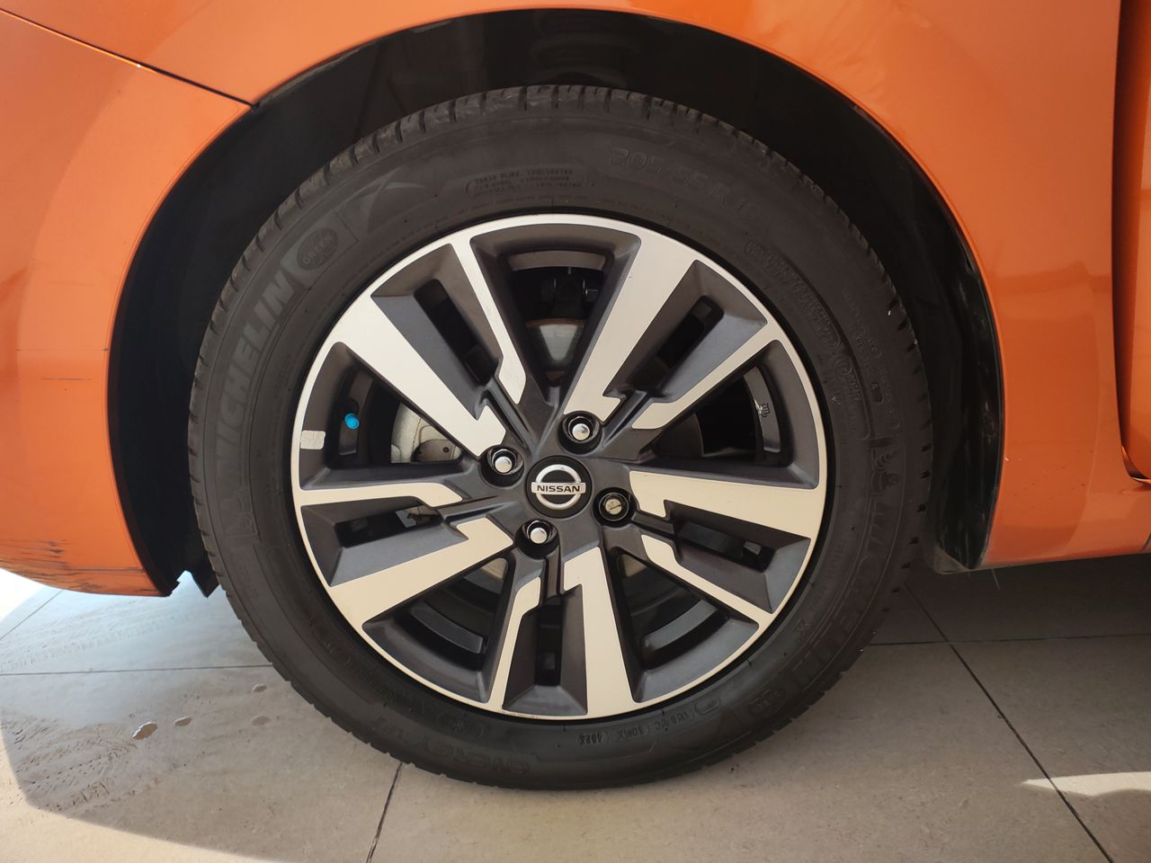 2022 Nissan VERSA ADVANCE CVT 22