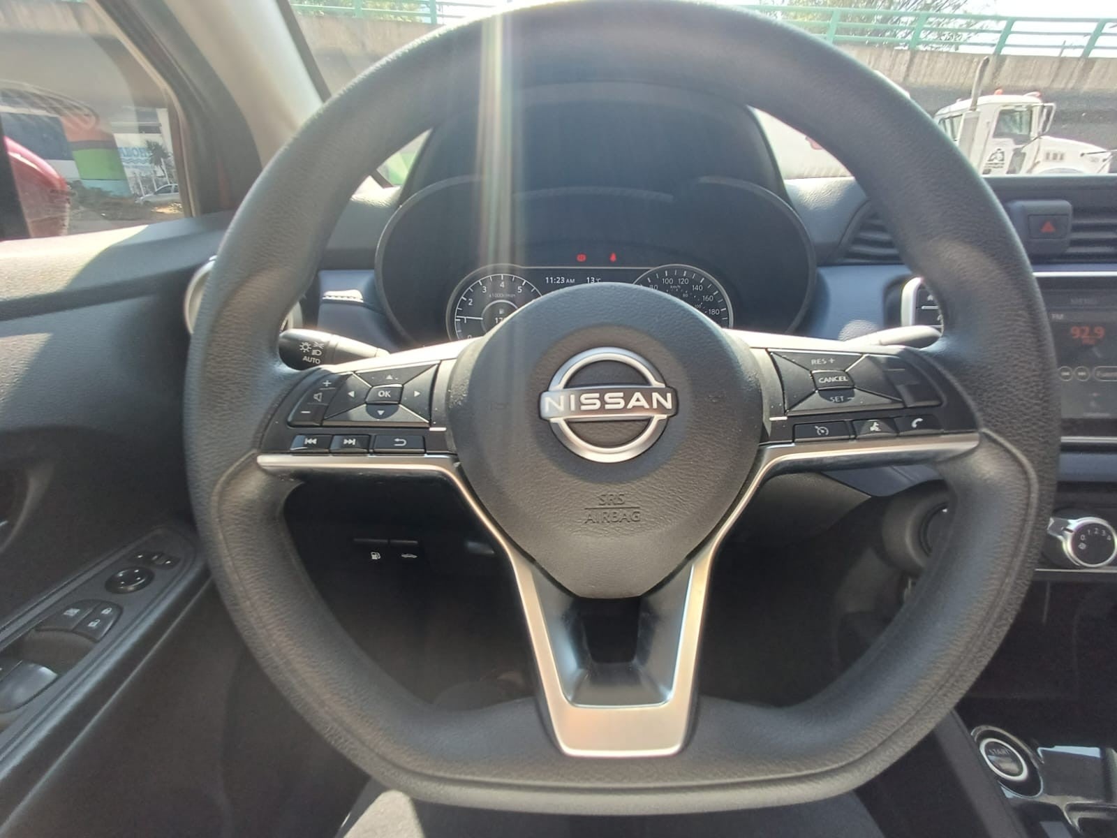 2023 Nissan VERSA ADVANCE CVT 23