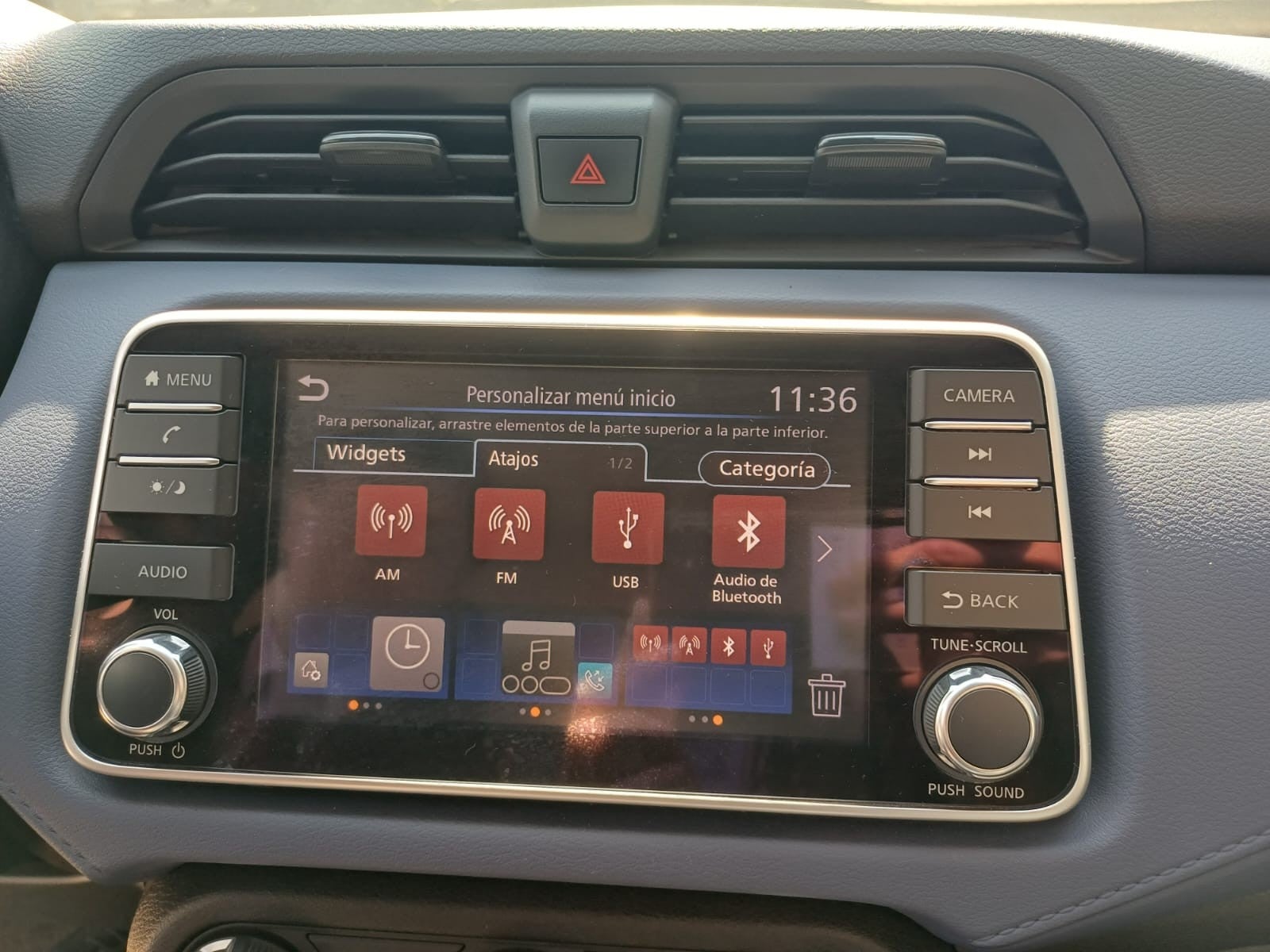 2023 Nissan VERSA ADVANCE CVT 23