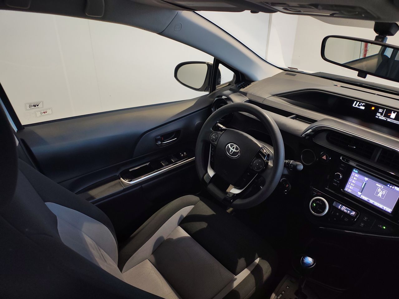 2019 Toyota PRIUS 1.5 HYBRID AUTO