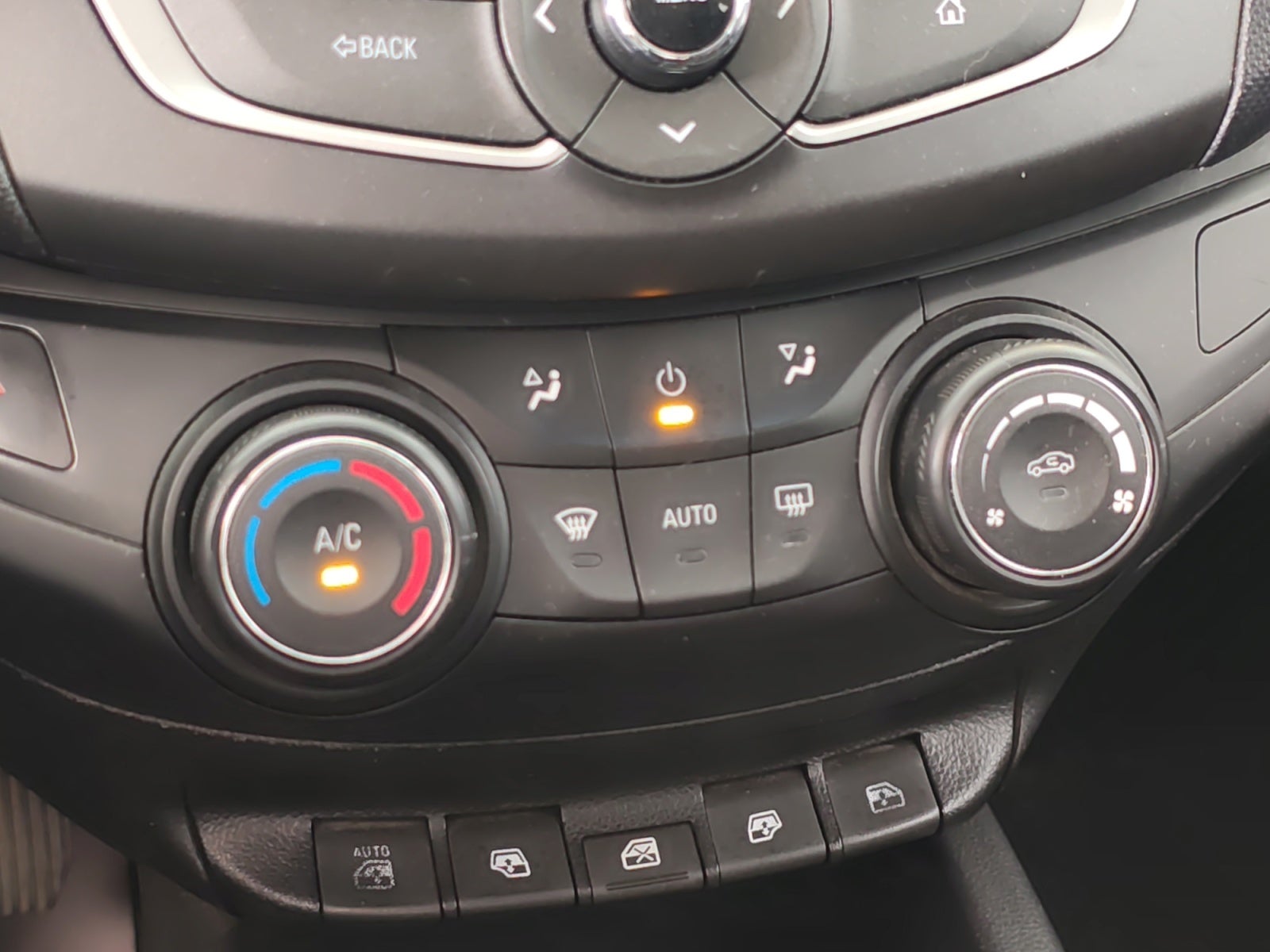2022 Chevrolet AVEO LT MANUAL C