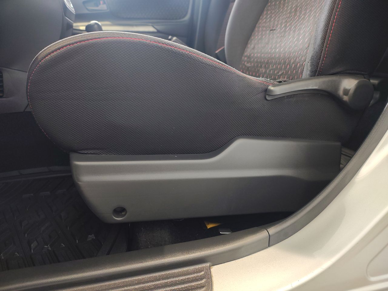 2020 Toyota AVANZA LE AT