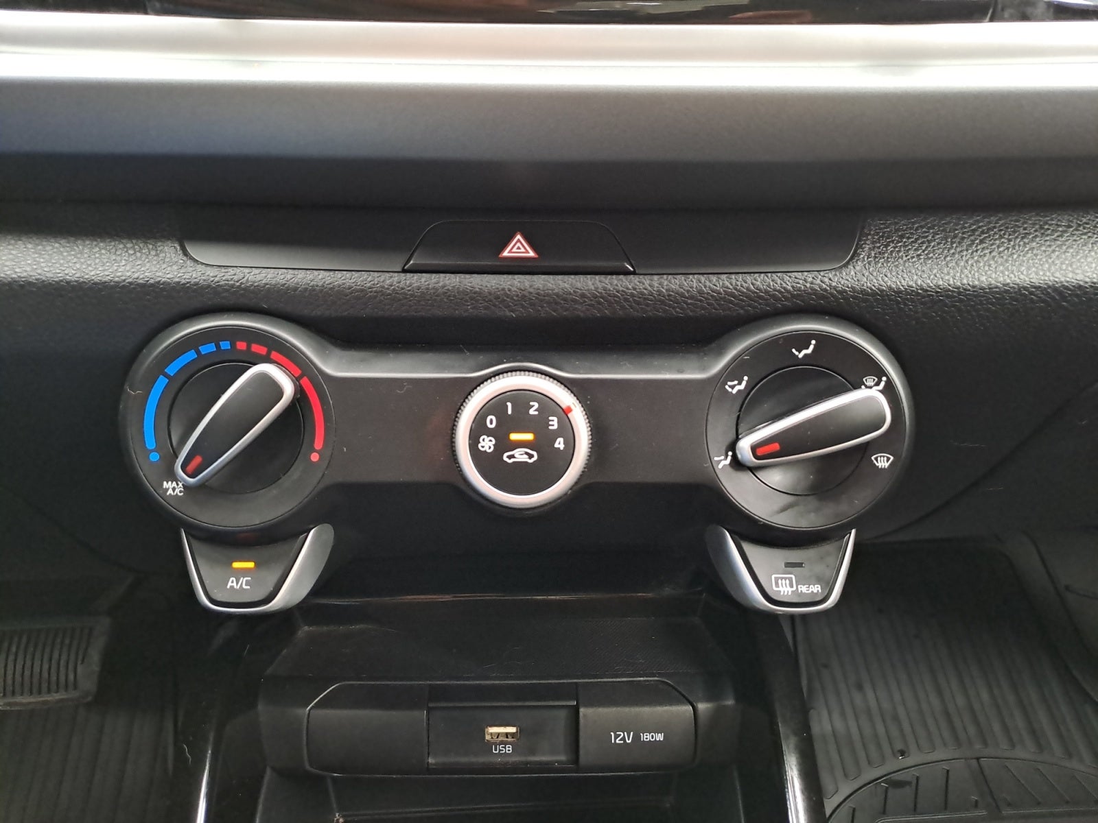 2022 Kia RIO EX TA