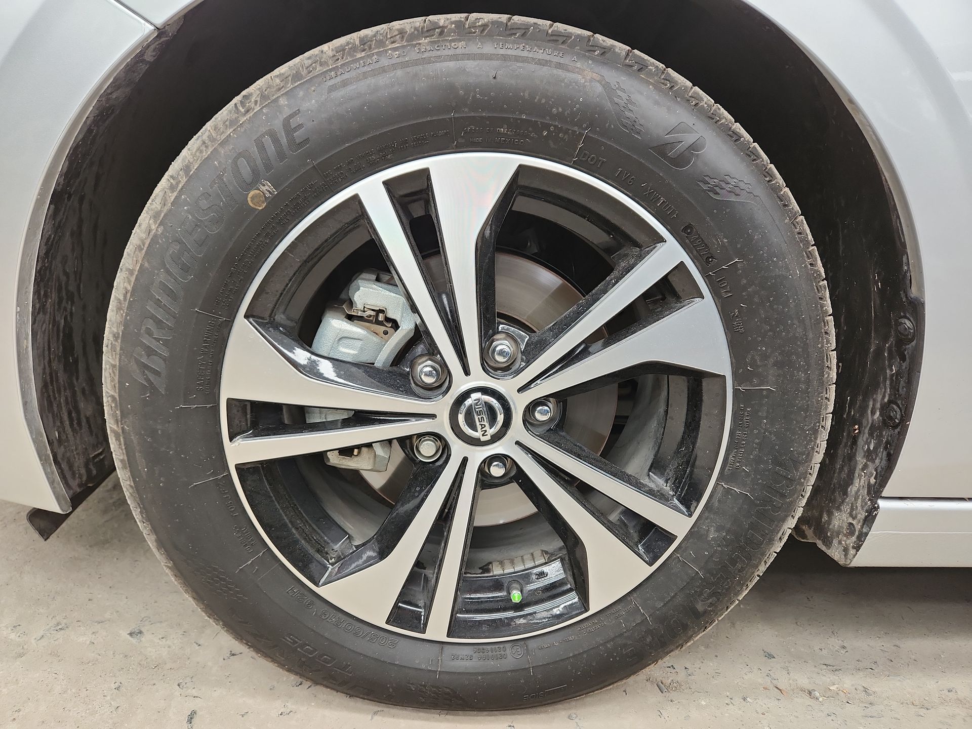 2023 Nissan SENTRA ADVANCE CVT 23