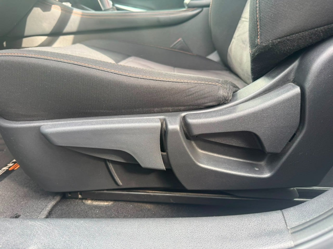 2023 Nissan SENTRA SR BITONO CVT 23