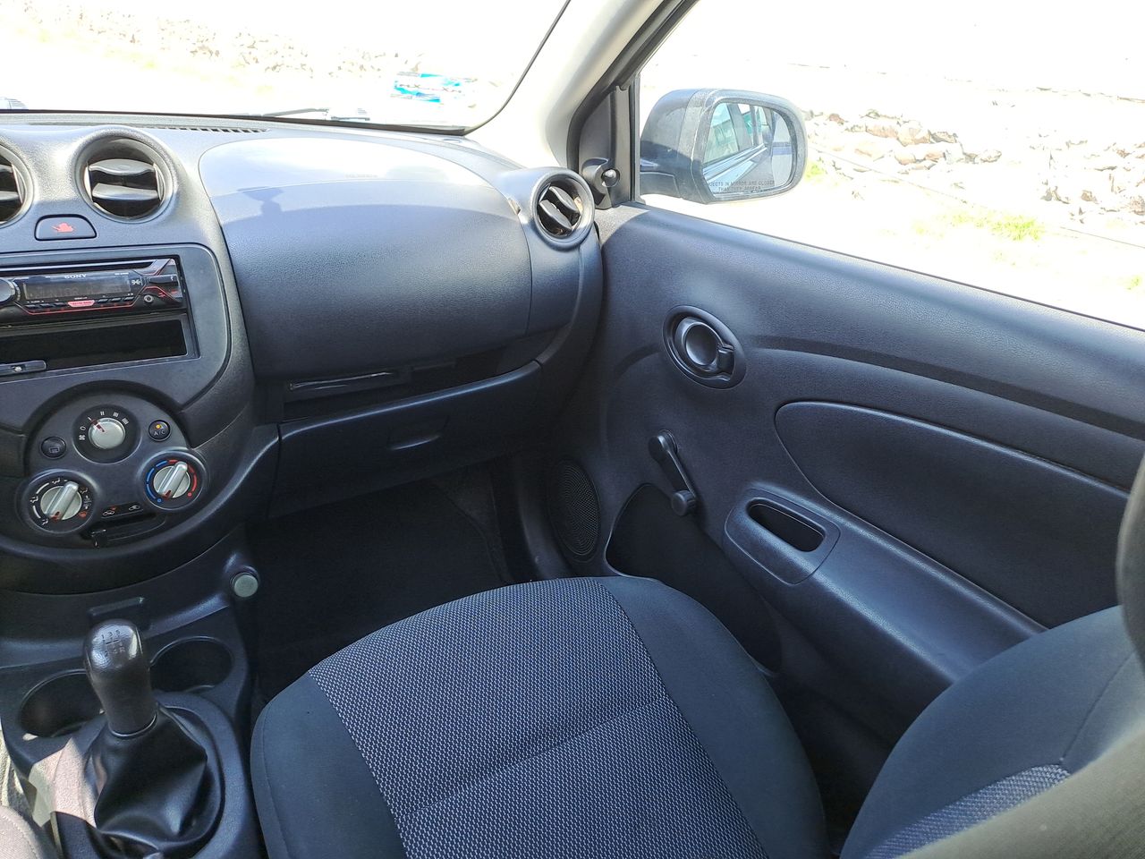 2020 Nissan VERSA MT AC 1.6L