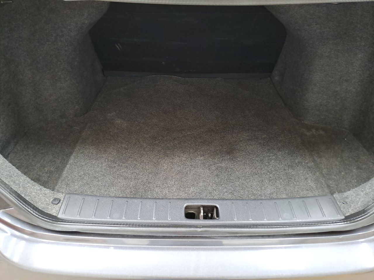 2020 Nissan VERSA MT AC 1.6L