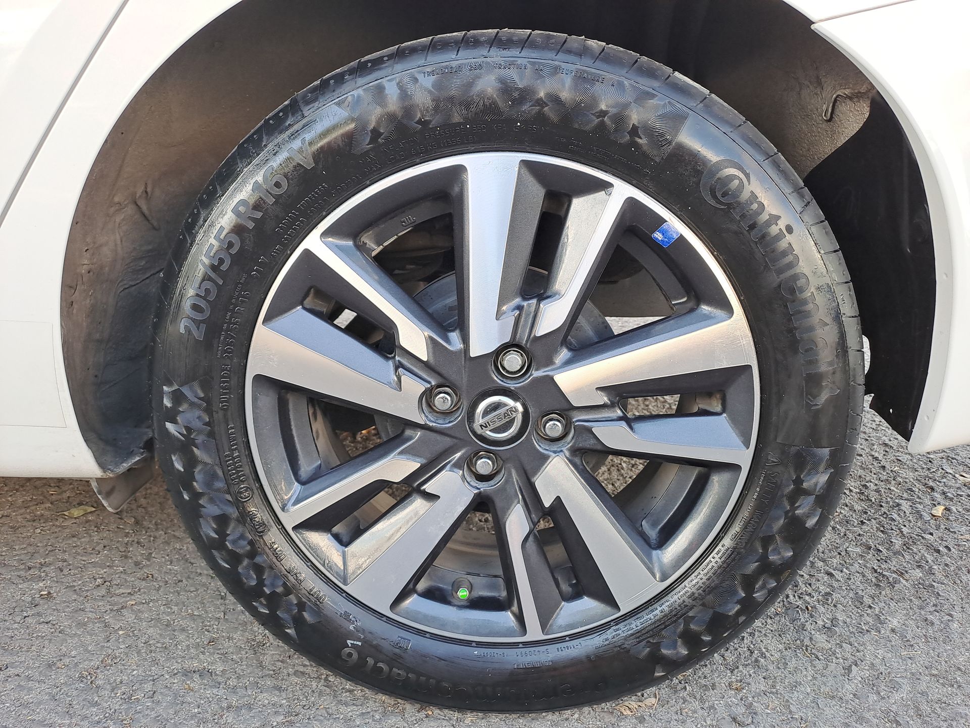 2022 Nissan VERSA ADVANCE CVT 22