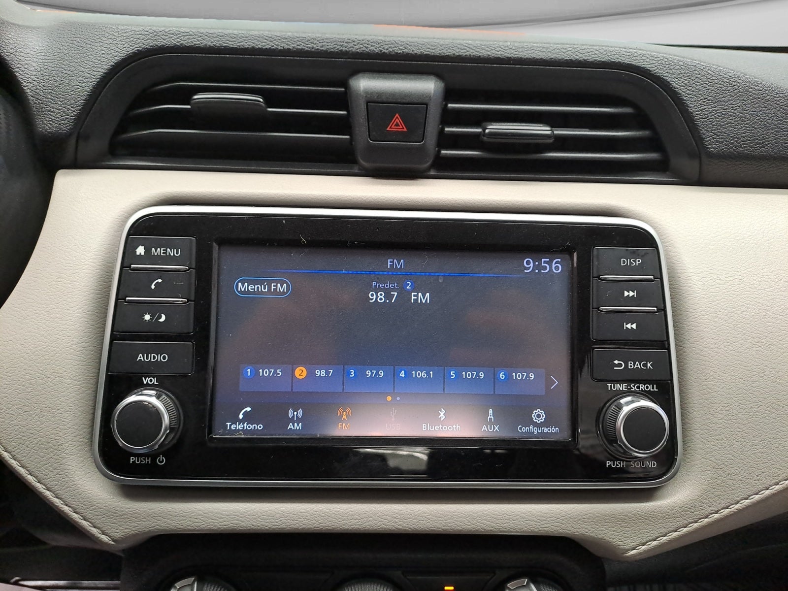 2022 Nissan VERSA ADVANCE MT 22