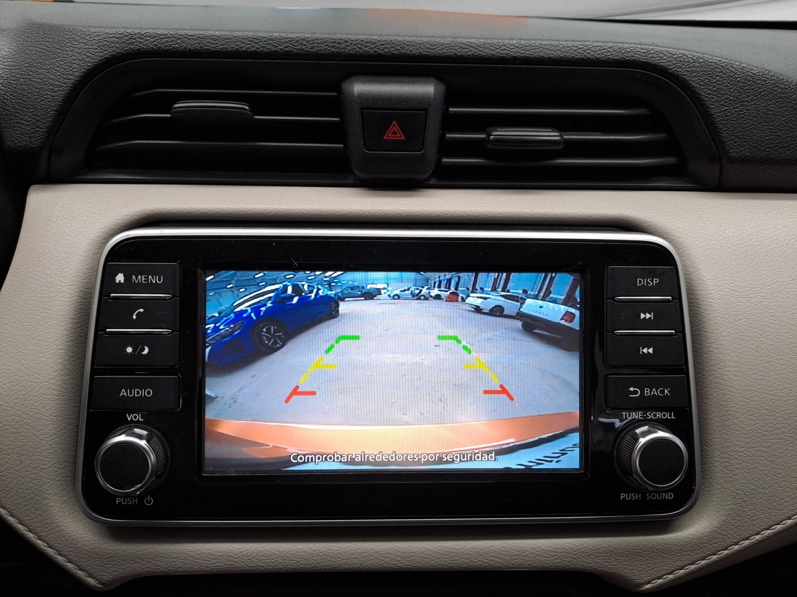 2022 Nissan VERSA ADVANCE MT 22