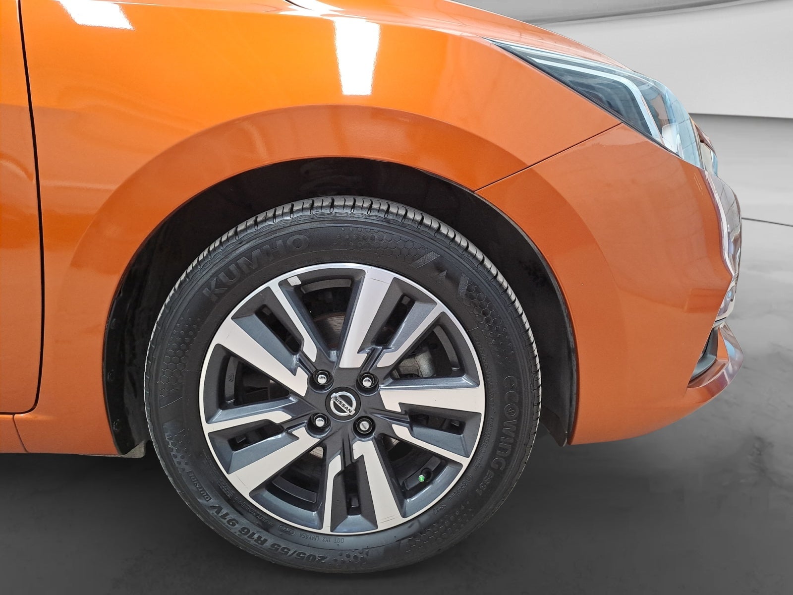2022 Nissan VERSA ADVANCE MT 22