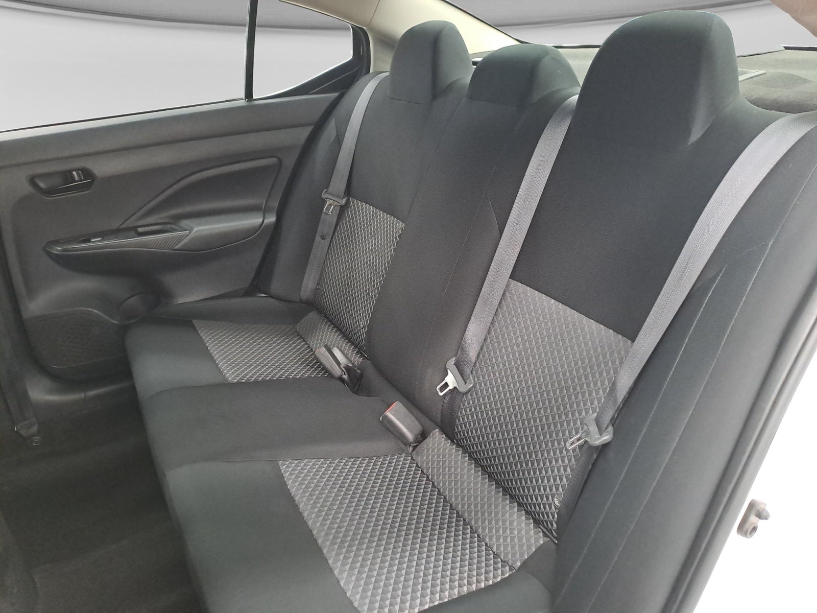 2023 Nissan VERSA VERSA SENSE MT