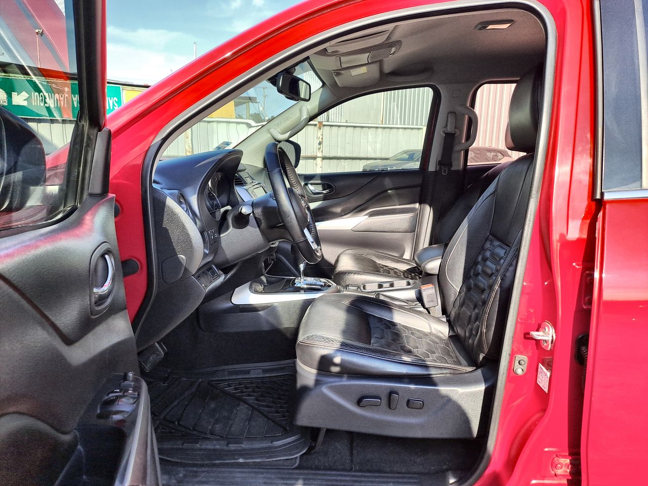 2021 Nissan FRONTIER PLATINUM LE TA 23