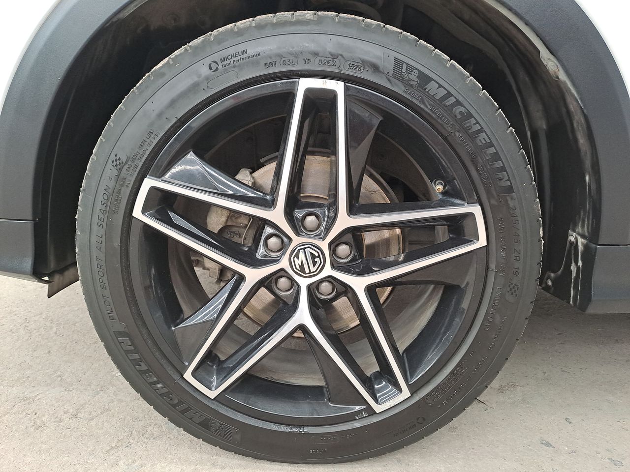 2024 MG RX5 1.5T LUX ELEGANCE DCT