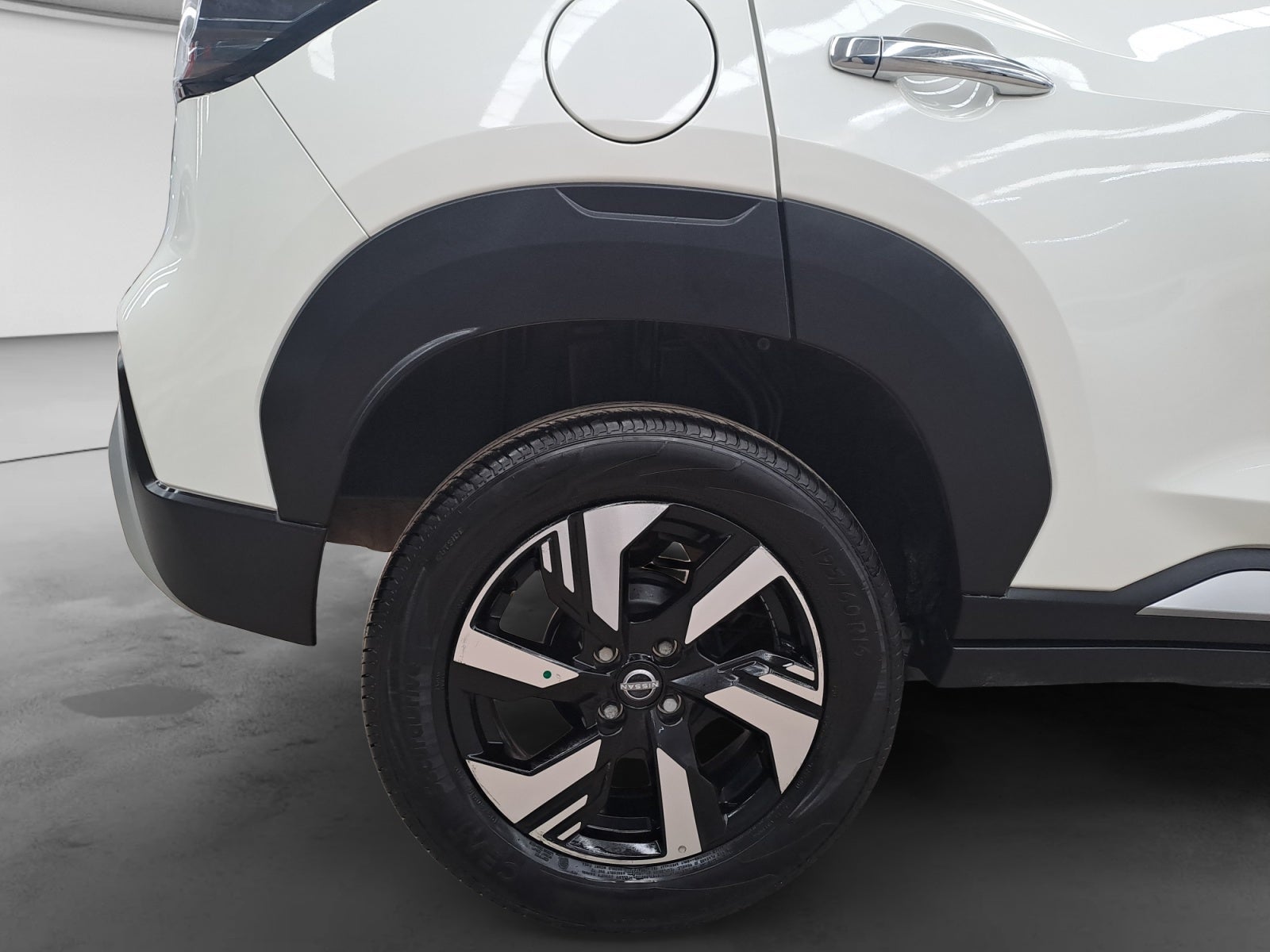 2026 Nissan MAGNITE EXCLUSIVE 1.0 LTS CVT 25