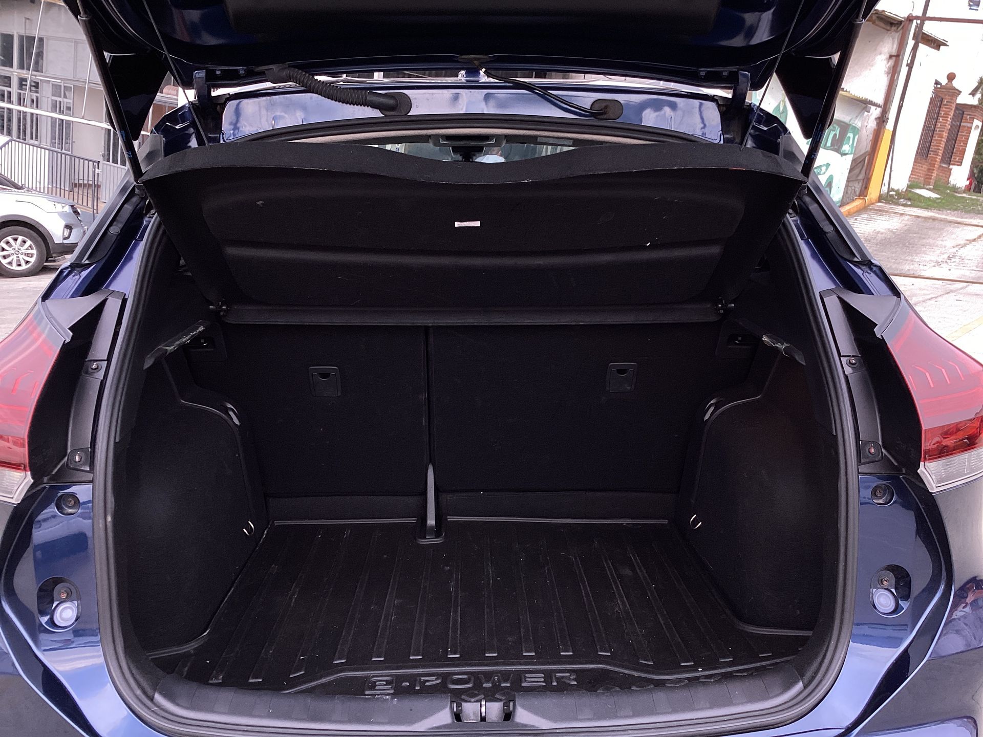 2024 Nissan KICKS PLATINUM E-POWER 24