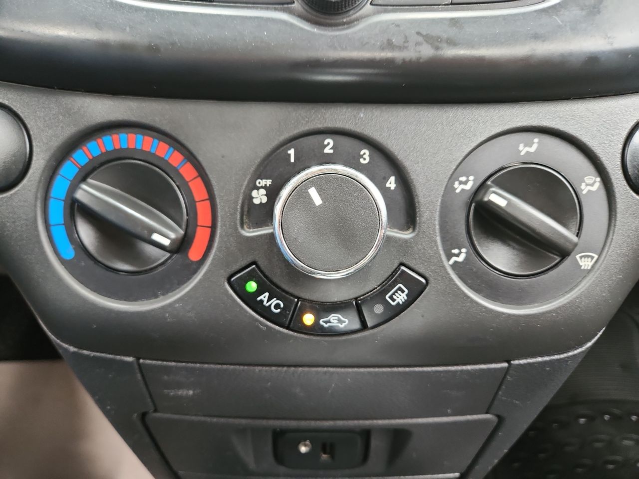 2018 Chevrolet AVEO LTZ Y AT