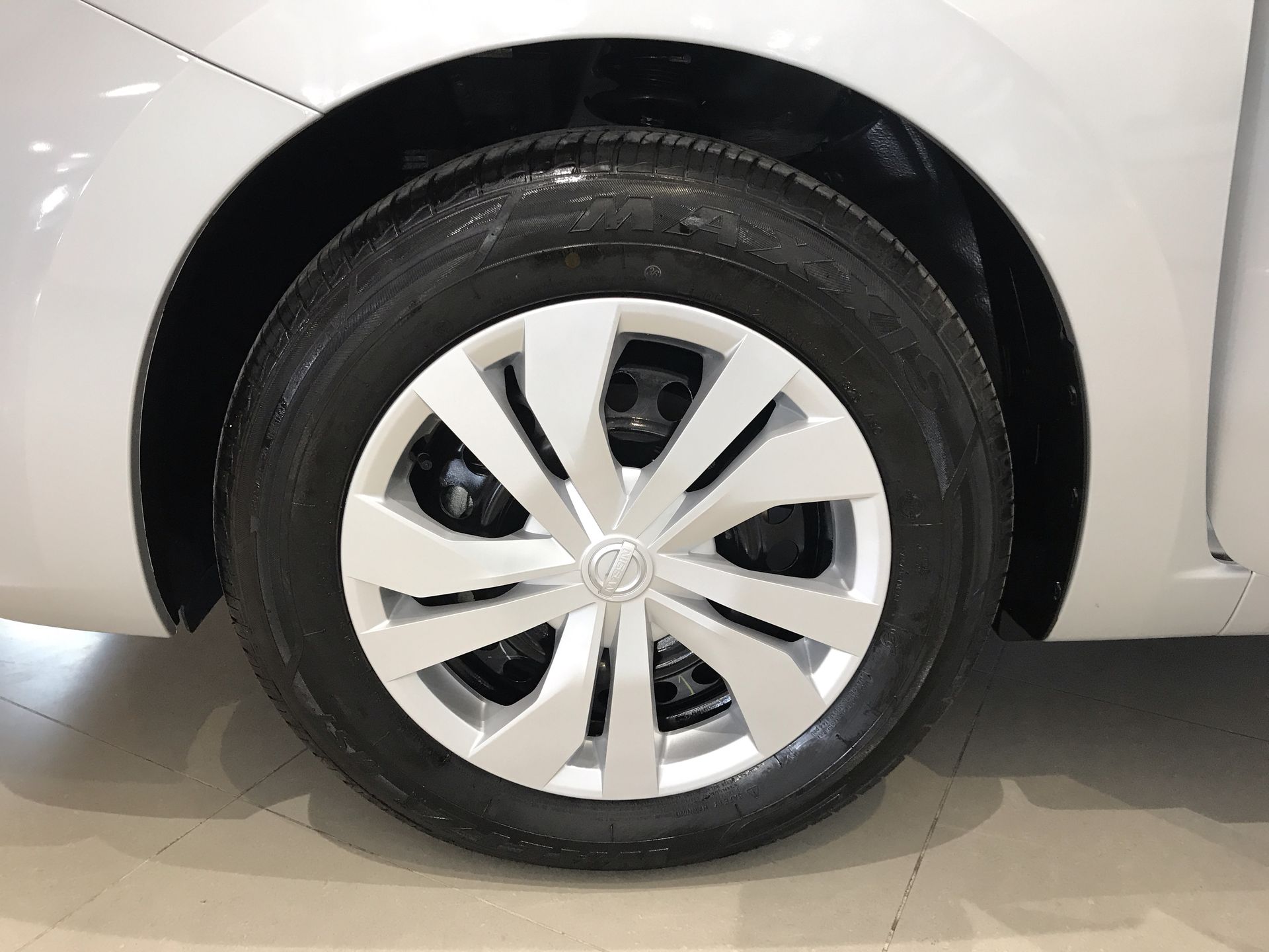 2025 Nissan VERSA SENSE MT 25