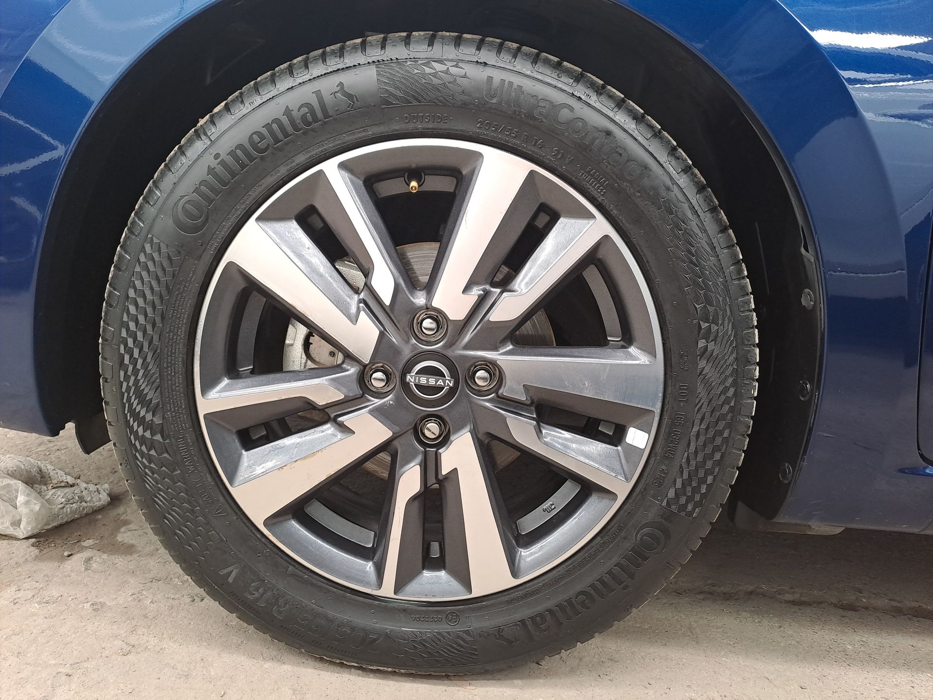 2023 Nissan VERSA ADVANCE CVT 23