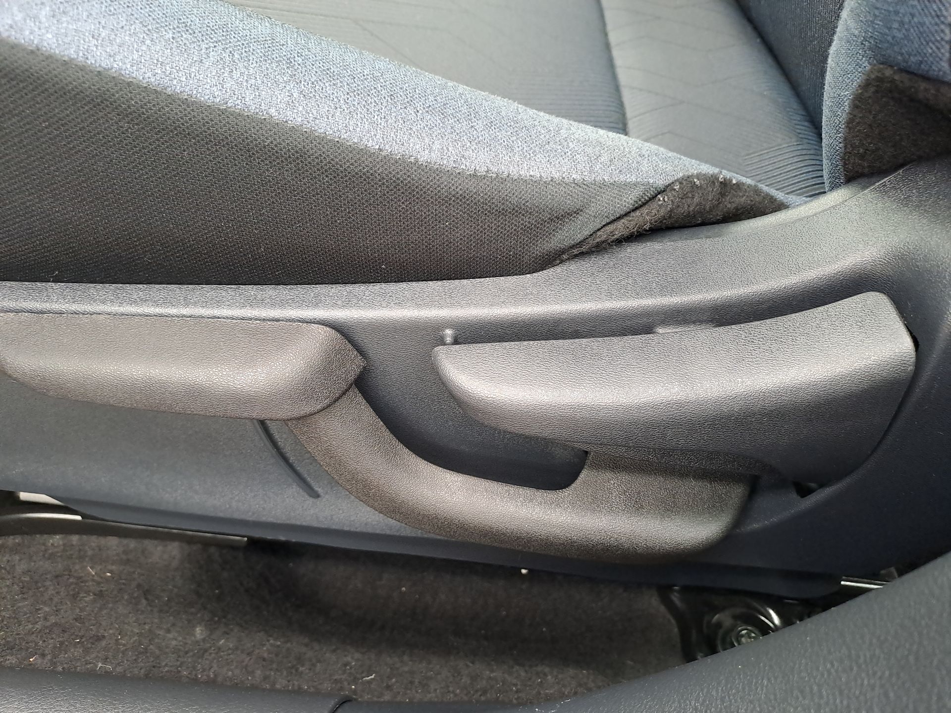 2024 Nissan VERSA ADVANCE CVT 24
