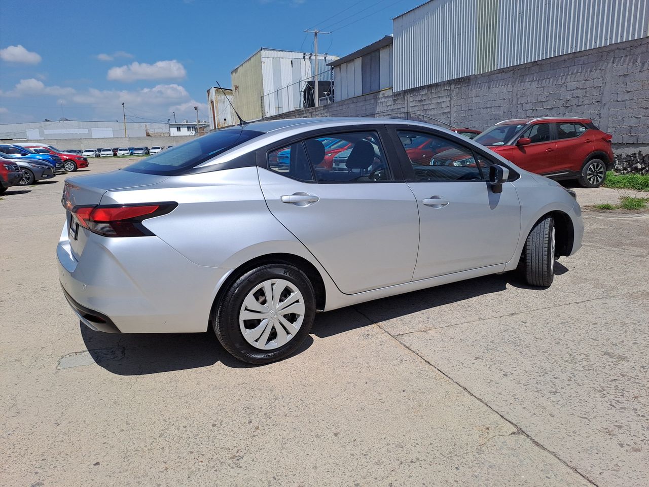 2021 Nissan VERSA SENSE MT 21