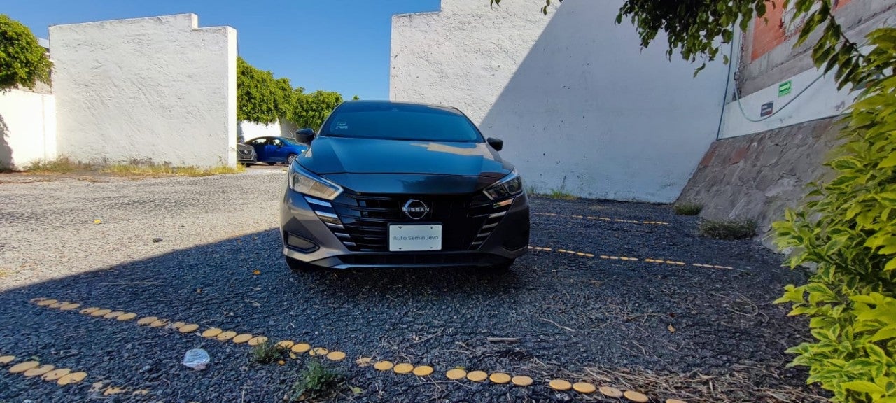 2024 Nissan VERSA VERSA SENSE MT