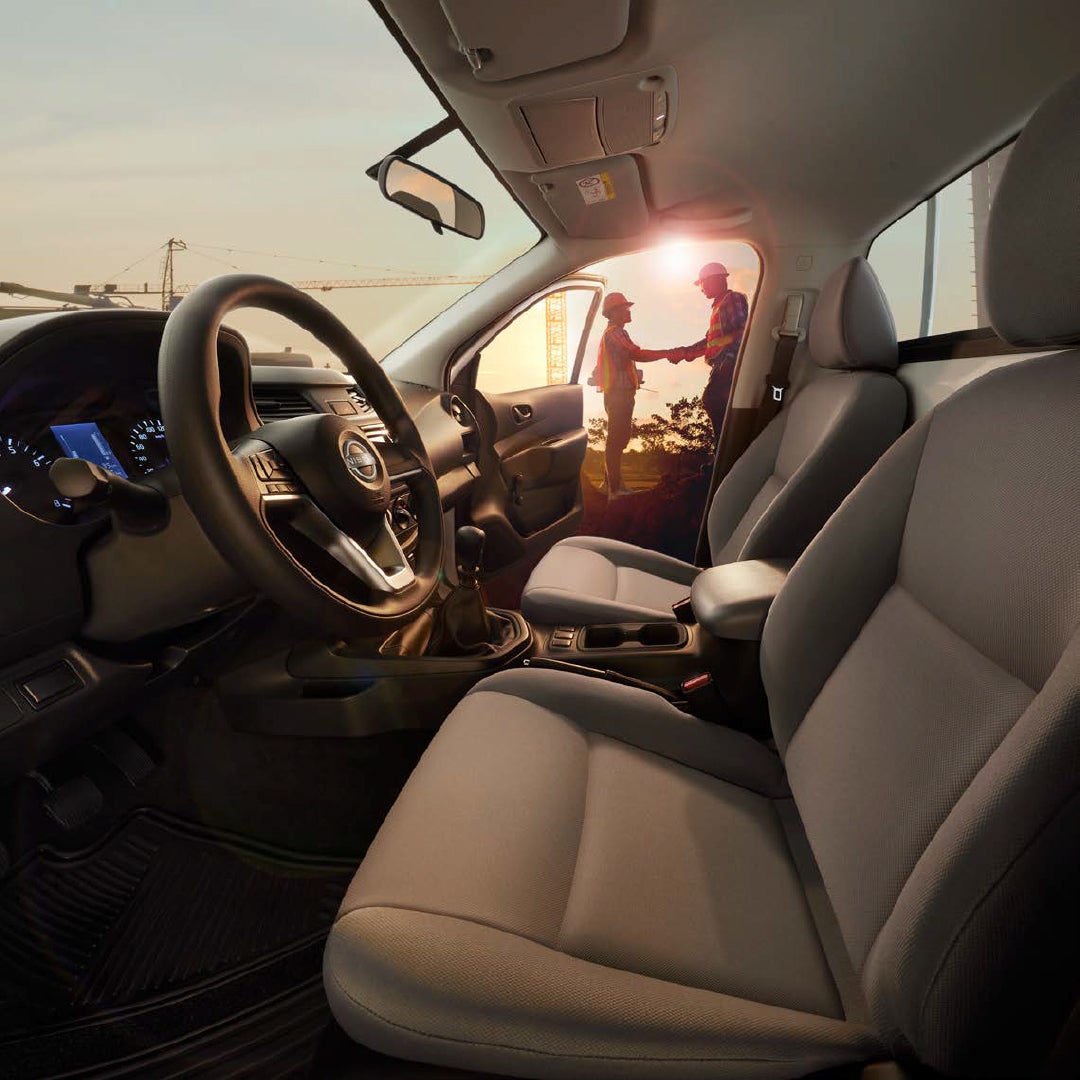 2025 Nissan NP300 FRONTIER PLATINUM LE TA