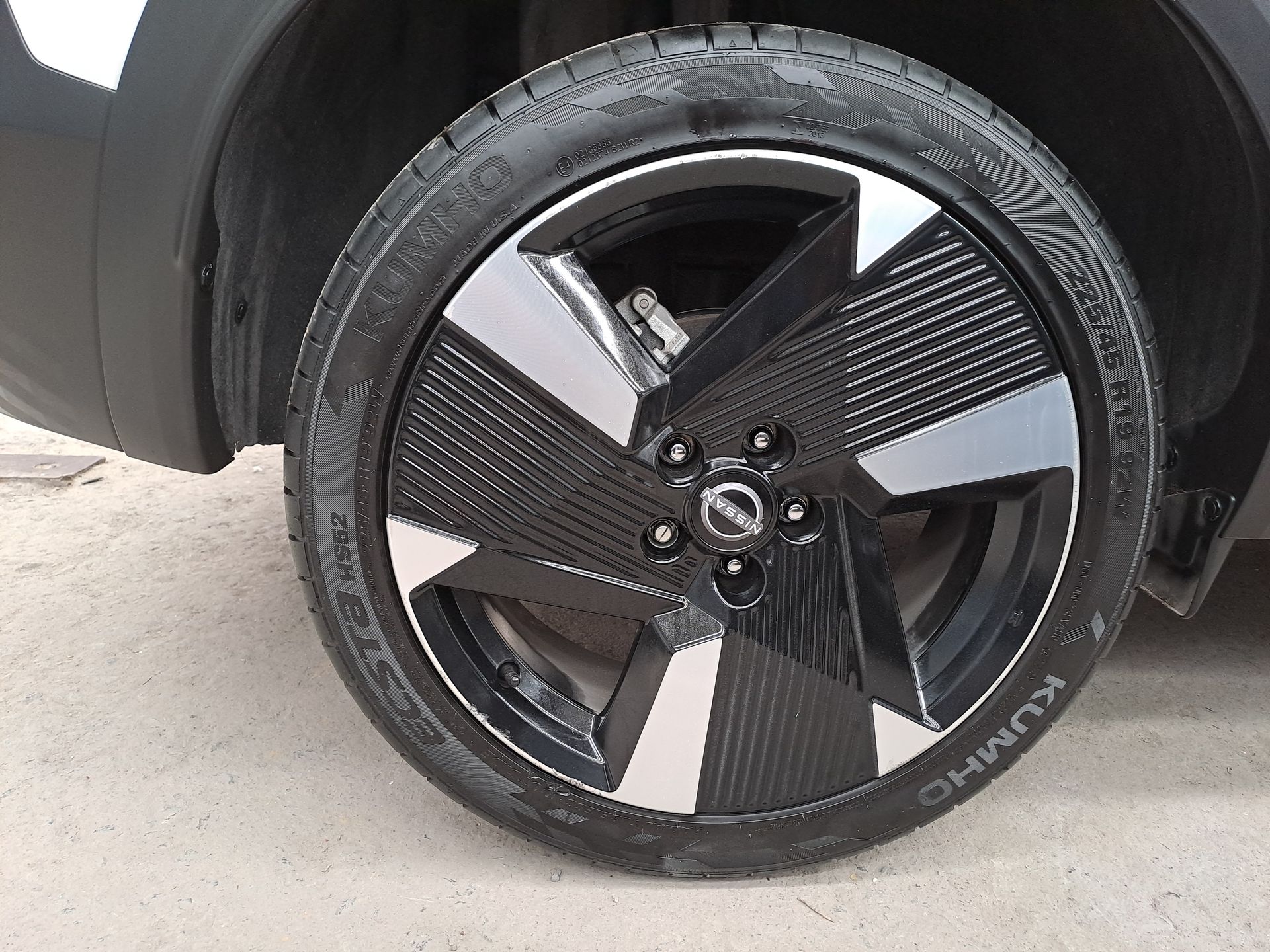 2025 Nissan KICKS EXCLUSIVE CVT
