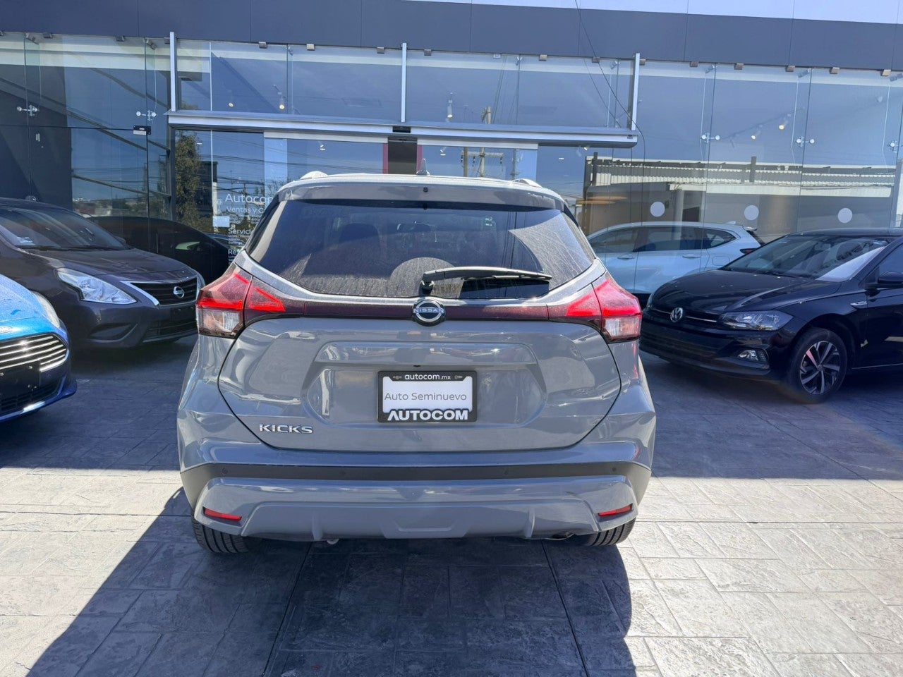 2023 Nissan KICKS EXCLUSIVE BI-TONO 1.6 LTS CVT 23