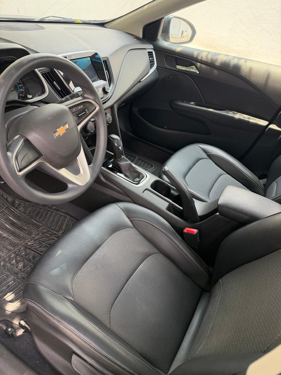 2020 Chevrolet CAVALIER LT B AT