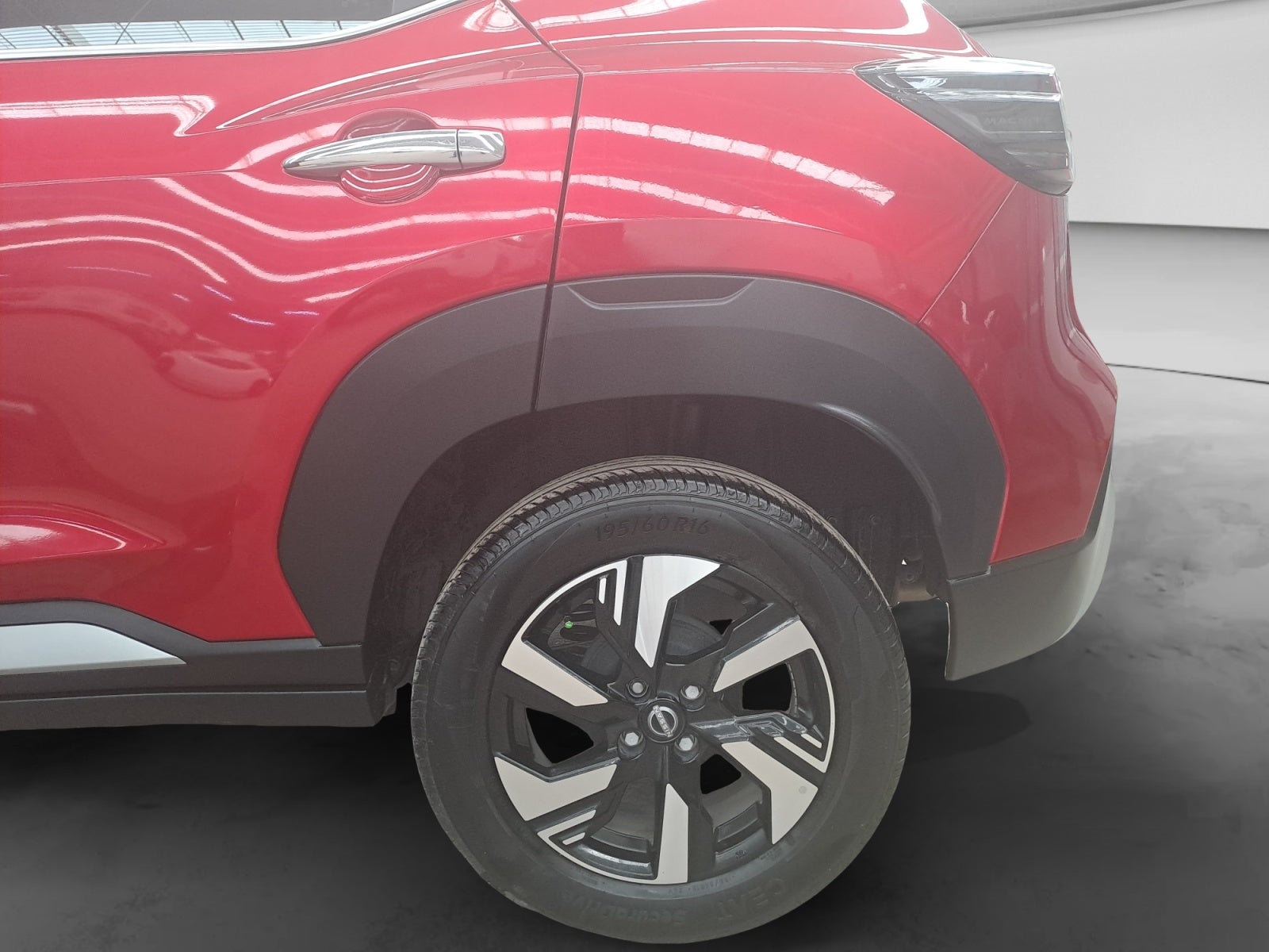 2025 Nissan MAGNITE EXCLUSIVE 1.0 LTS CVT 25