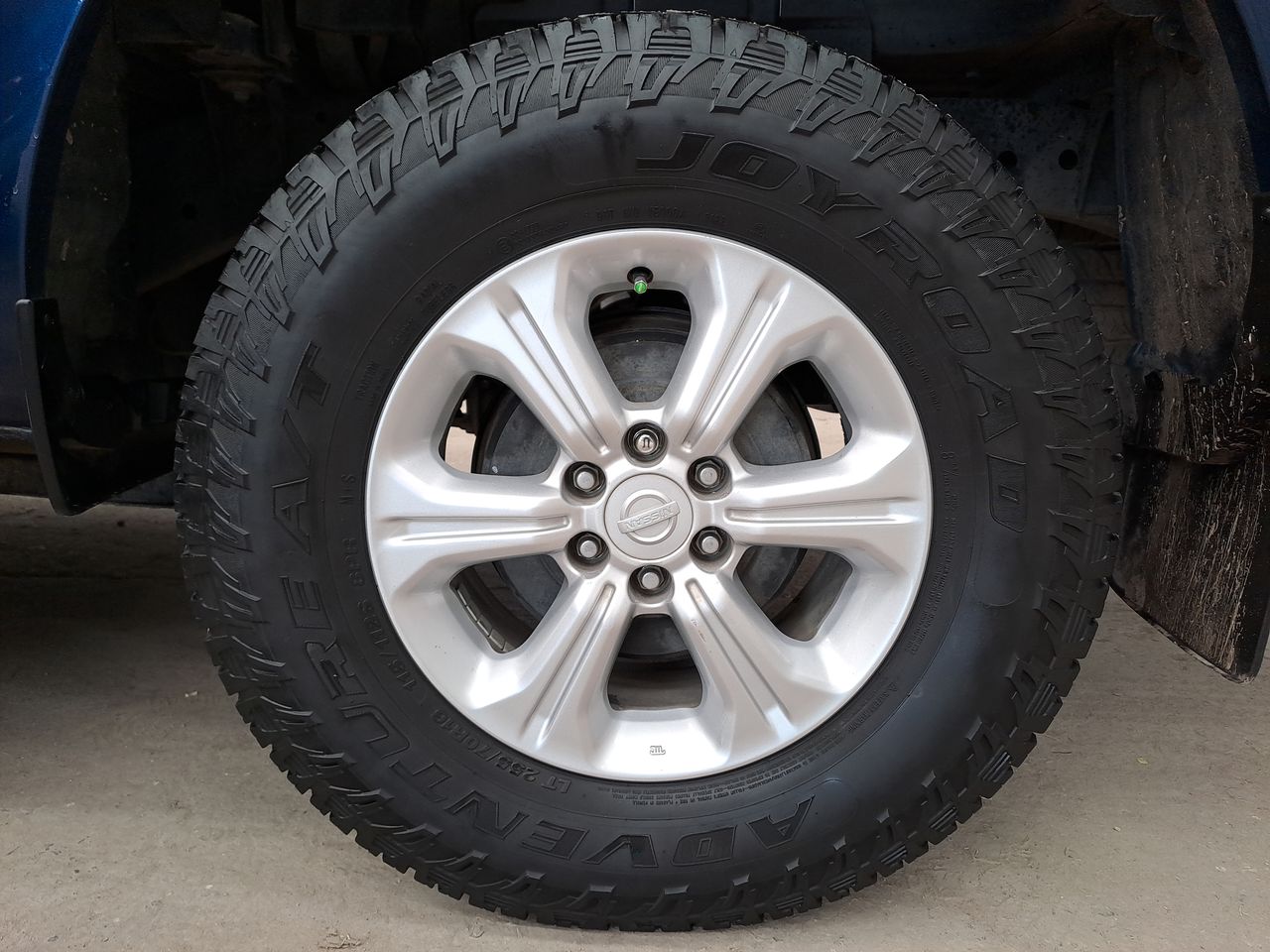 2020 Nissan FRONTIER LE TM AC