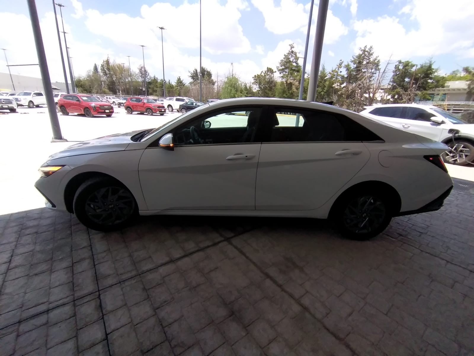 2025 Hyundai ELANTRA GLS PREMIUM DCT HEV